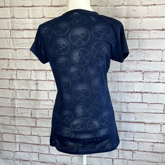 NHL Buffalo Sabres Hockey Short Sleeve V Neck Logo T Shirt Navy Medium - Picture 5 of 8